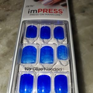 Kiss Impress Press-on Manicure Blue